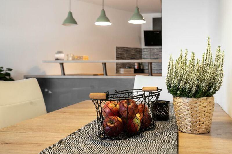 Old Town Luxury Apartment In Heart Of Bratislava Exteriör bild
